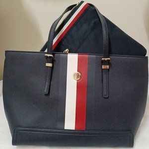 Tommy Hilfiger Modelo Honey Small Tote Corp AW06866